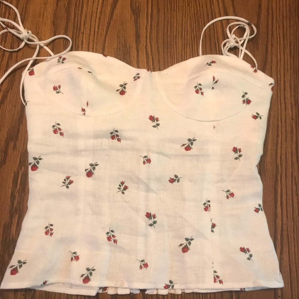 Reformation Magnolia top 🥀